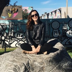 Meet your Posher, Sara!